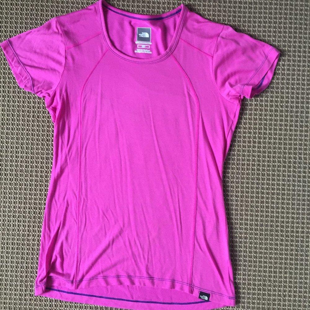 The North Face tee